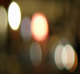 Oval bokeh characteristics, effects - Does oval-shaped bokeh indicates that the aspect ratio of the image was modified ...