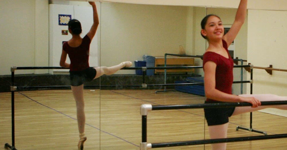 Basic ballet barre exercises, Ode Street Tribune: free ballet exercise classes in Rosslyn's Gateway Park