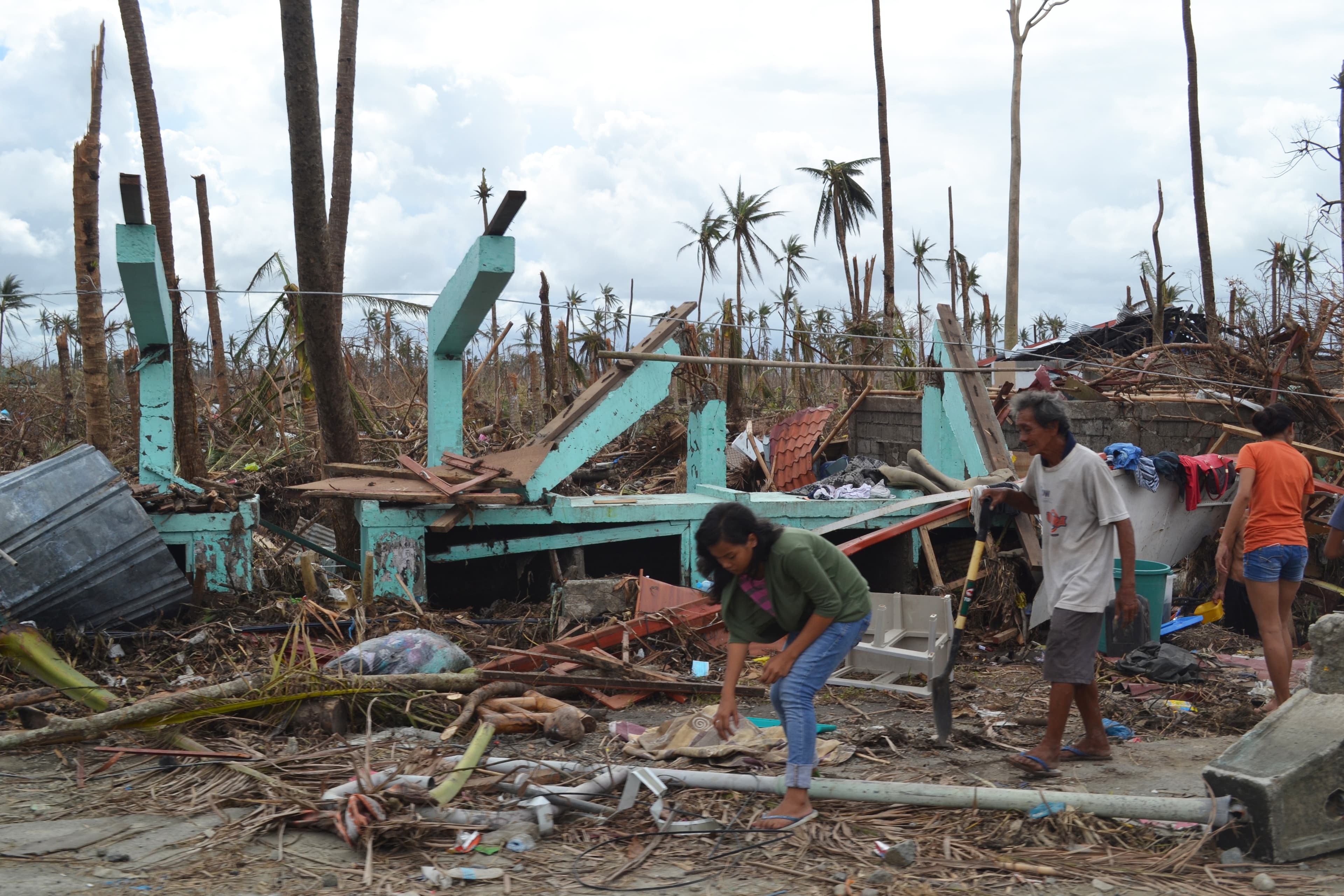 Direct Consequences, File:Tacloban Typhoon Haiyan 2013-11-13.jpg - Wikimedia Commons