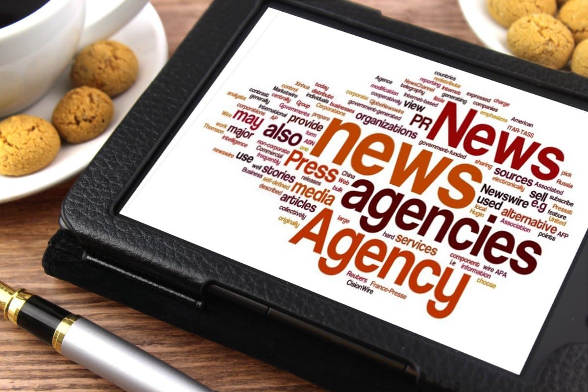 Elements of strong news leads, News Agency - Free of Charge Creative Commons Tablet image