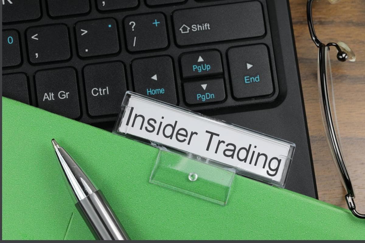 Insider trading legal implications, Insider Trading - Free of Charge Creative Commons Suspension file image