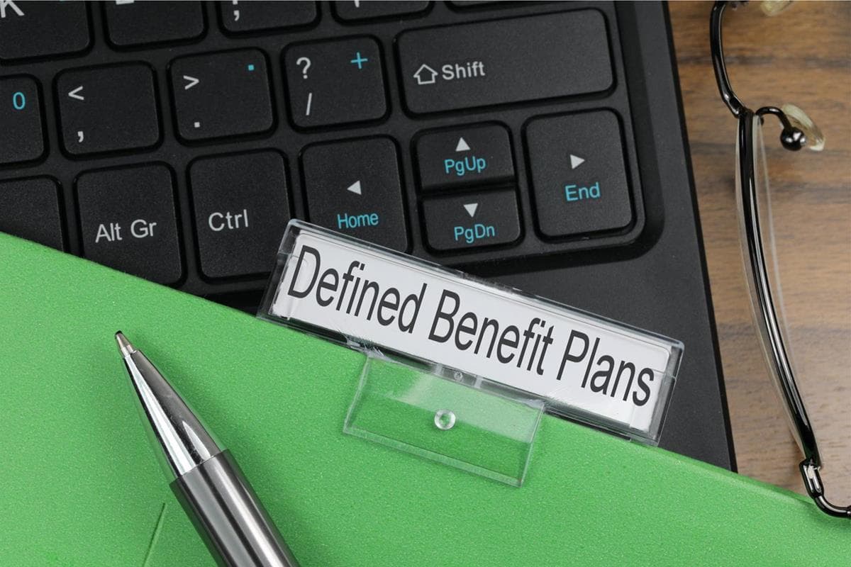 Key Characteristics and Features, Defined Benefit Plans - Free of Charge Creative Commons Suspension file image