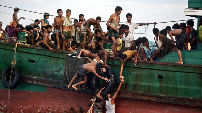 Mass Movements and Protracted Situations, Pressenza - Rohingya – falling between the cracks