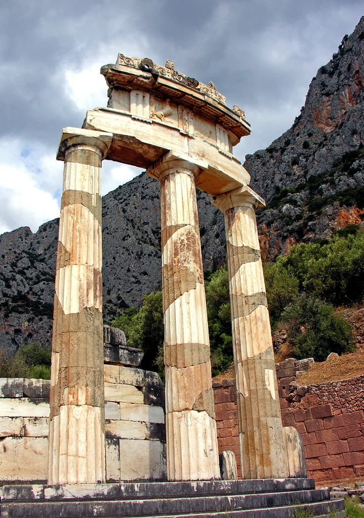 Features of Mycenaean architecture, Greece-0867 | The Tholos - Circular building in Doric order,… | Flickr