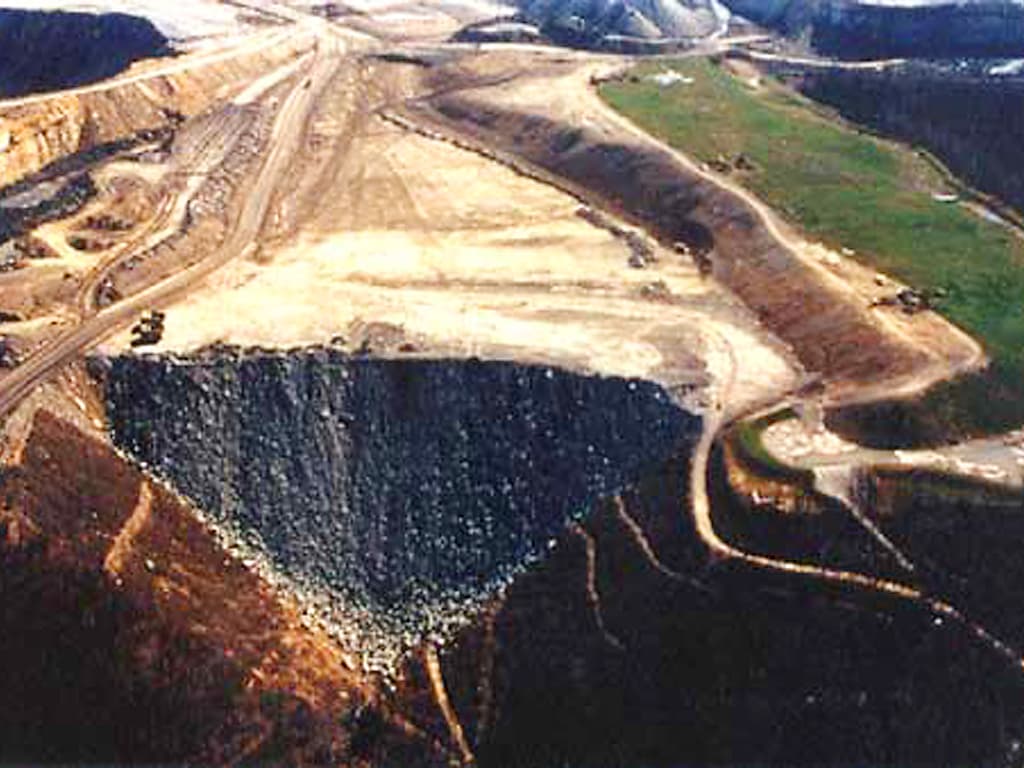 Open-pit and Mountaintop Removal Mining, What is Mountaintop Removal? > Introduction ::: Journey Up Coal River