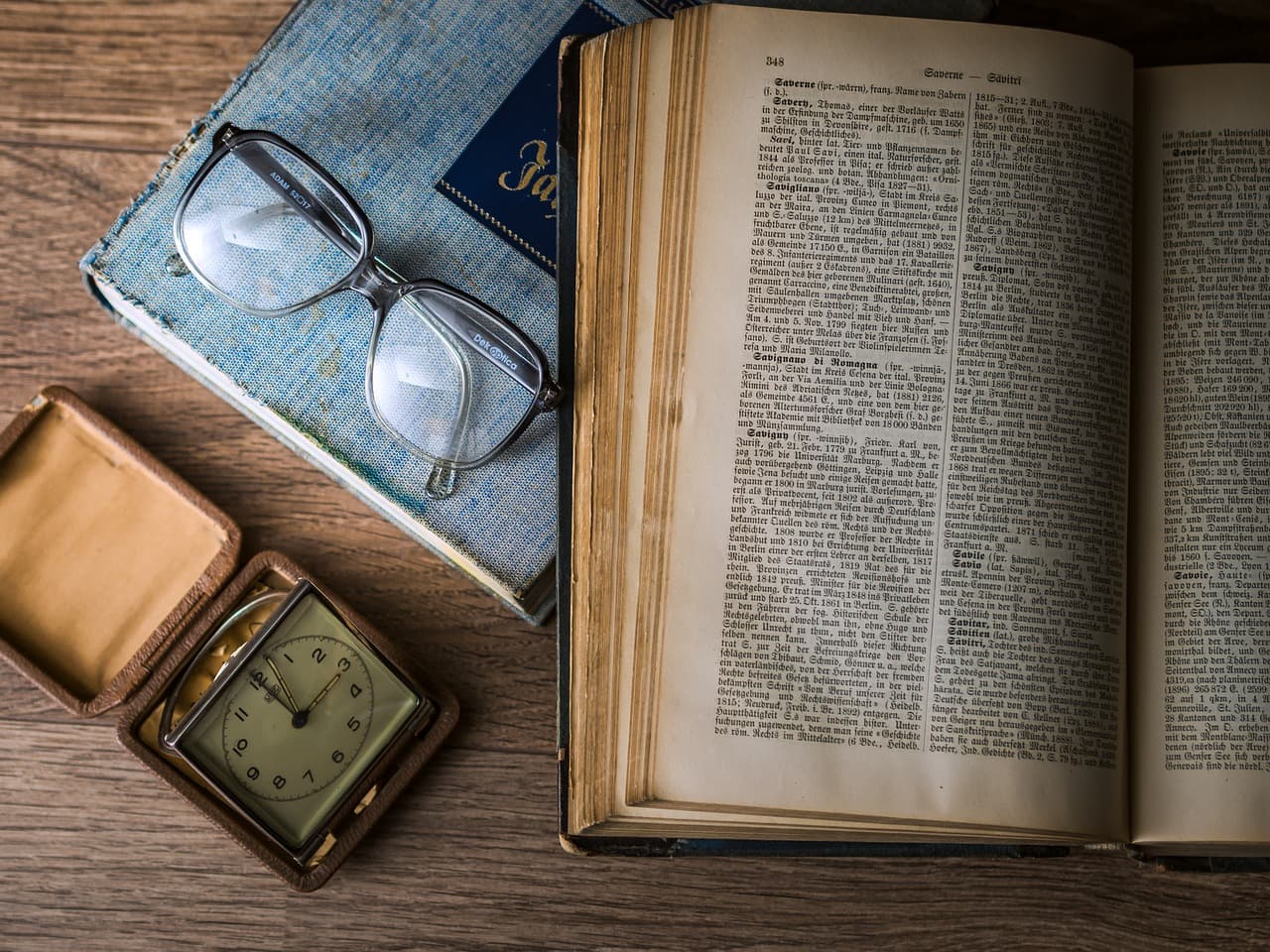 Purpose of literary criticism, What Is Literary Criticism? | Writing 102