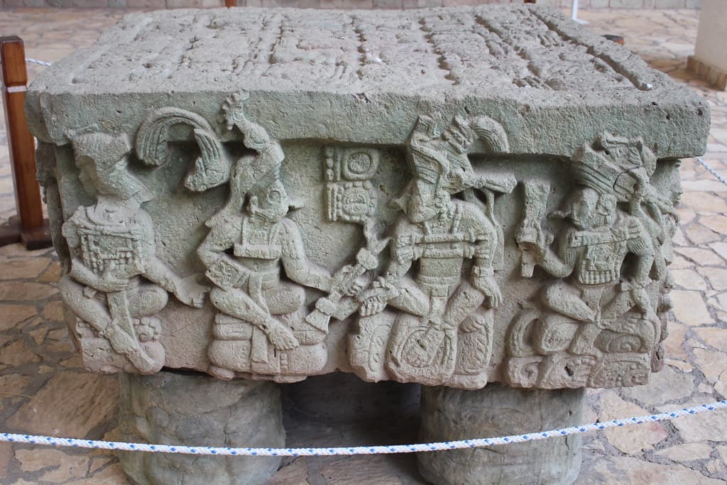 Stela vs altars, Copan Museum, Altar Q, dynastic rulers | Copán Museum, Altar… | Flickr