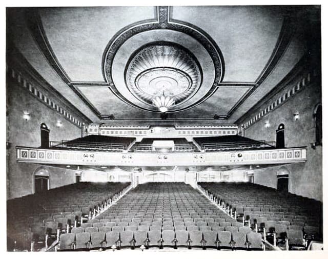 Restoration theatre architecture and design | History of Theatre II ...